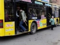 У Кіровограді поменшає і автобусних маршрутів, і самих автобусів