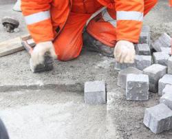 ямковий ремонт бруківка