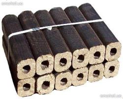 У Харкові почали виготовляти паливні брикети