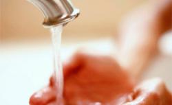 Донецькі комунальники економлять воду