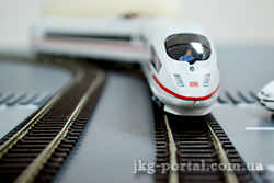 потяг, Інтерсіті+