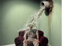 Одеська хрущівка плаває в стоках