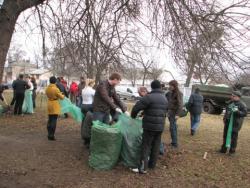 У Харкові махали віниками 60 тисяч городян