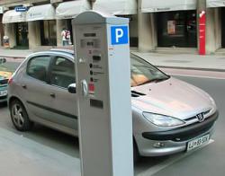 Відсьогодні парковки стануть «безкоштовними»